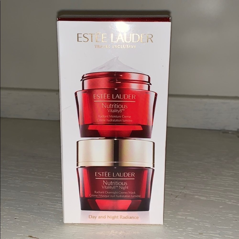 Estée Lauder Nutrious Vitality8 Day & Night cream